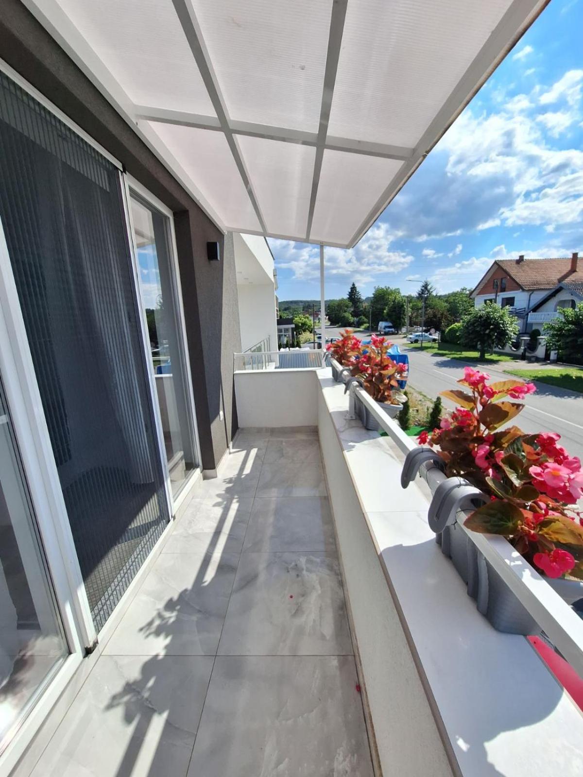 Apartmani Koki Kladovo Kültér fotó