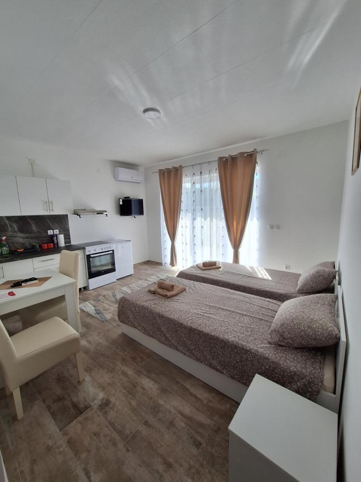 Apartmani Koki Kladovo Kültér fotó